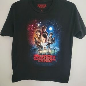 M Stranger Things T-Shirt Unisex!